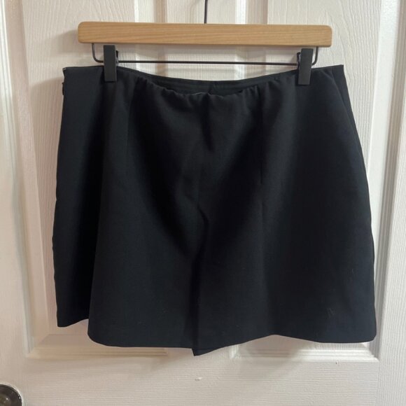 Abercrombie & Fitch The A&F Scarlett Mini Skort - Picture 2 of 5